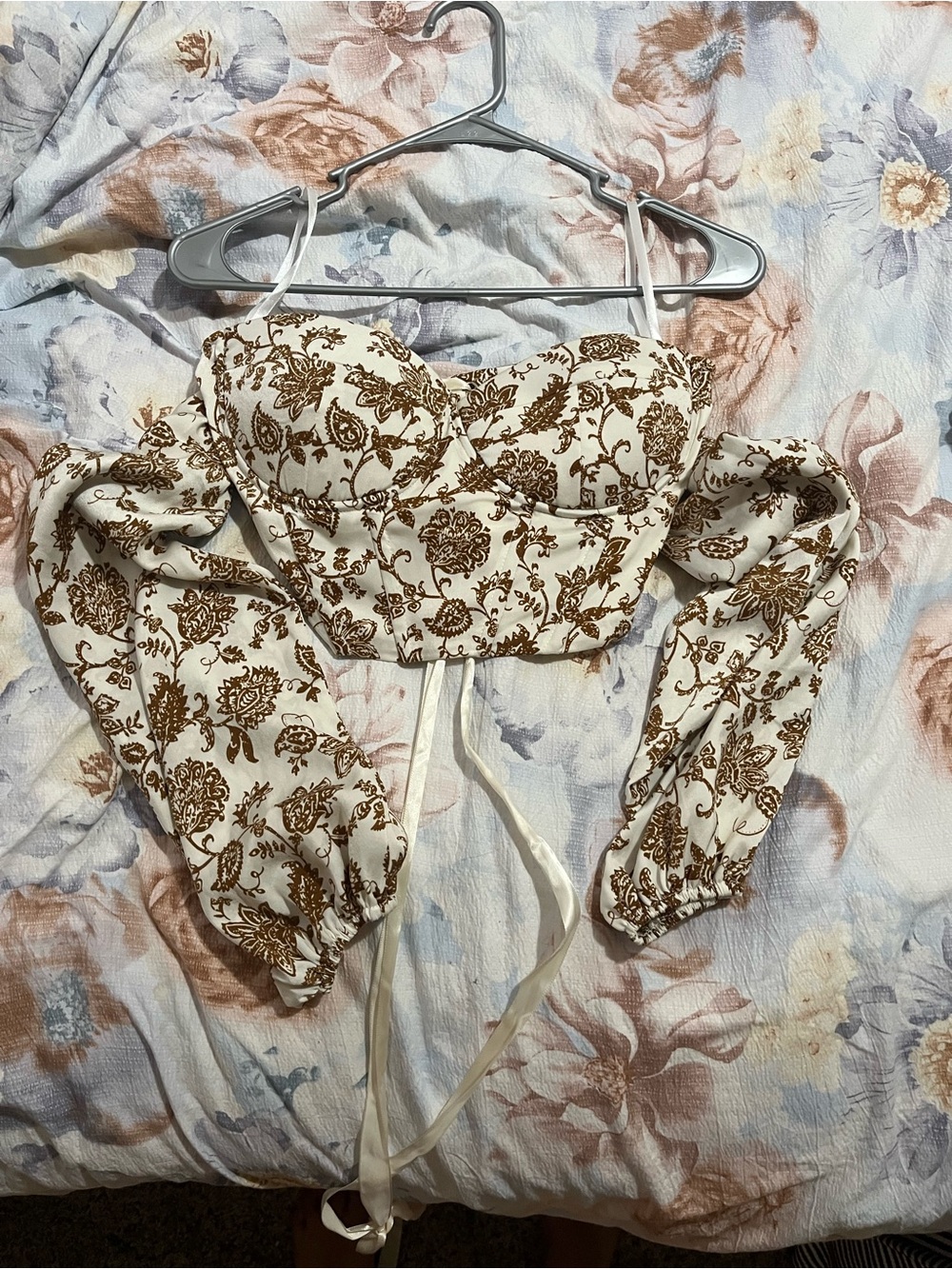 Source Unknown Cream Crop Top with Brown Floral Print